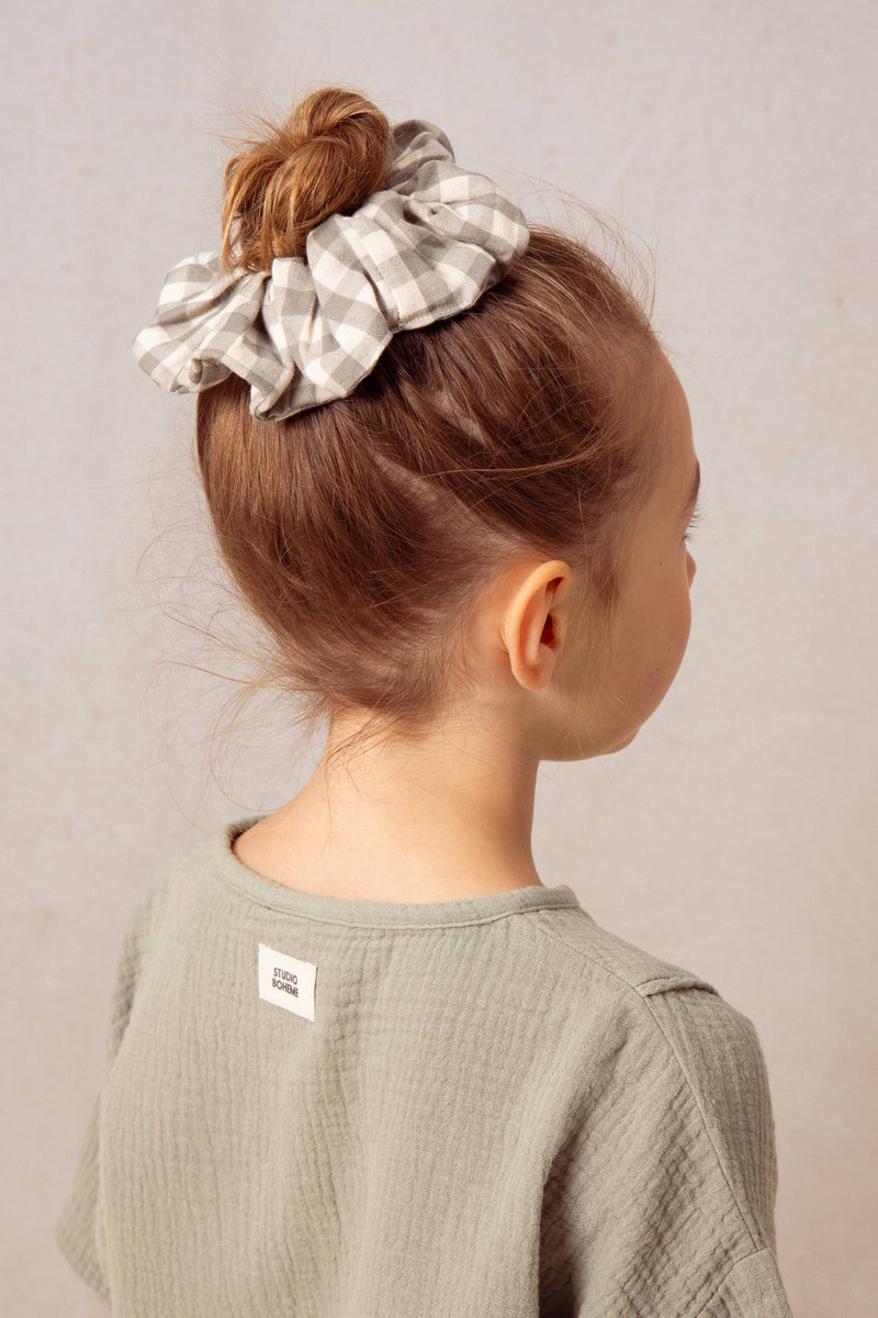 Gigi Scrunchie Green Grey Gingham