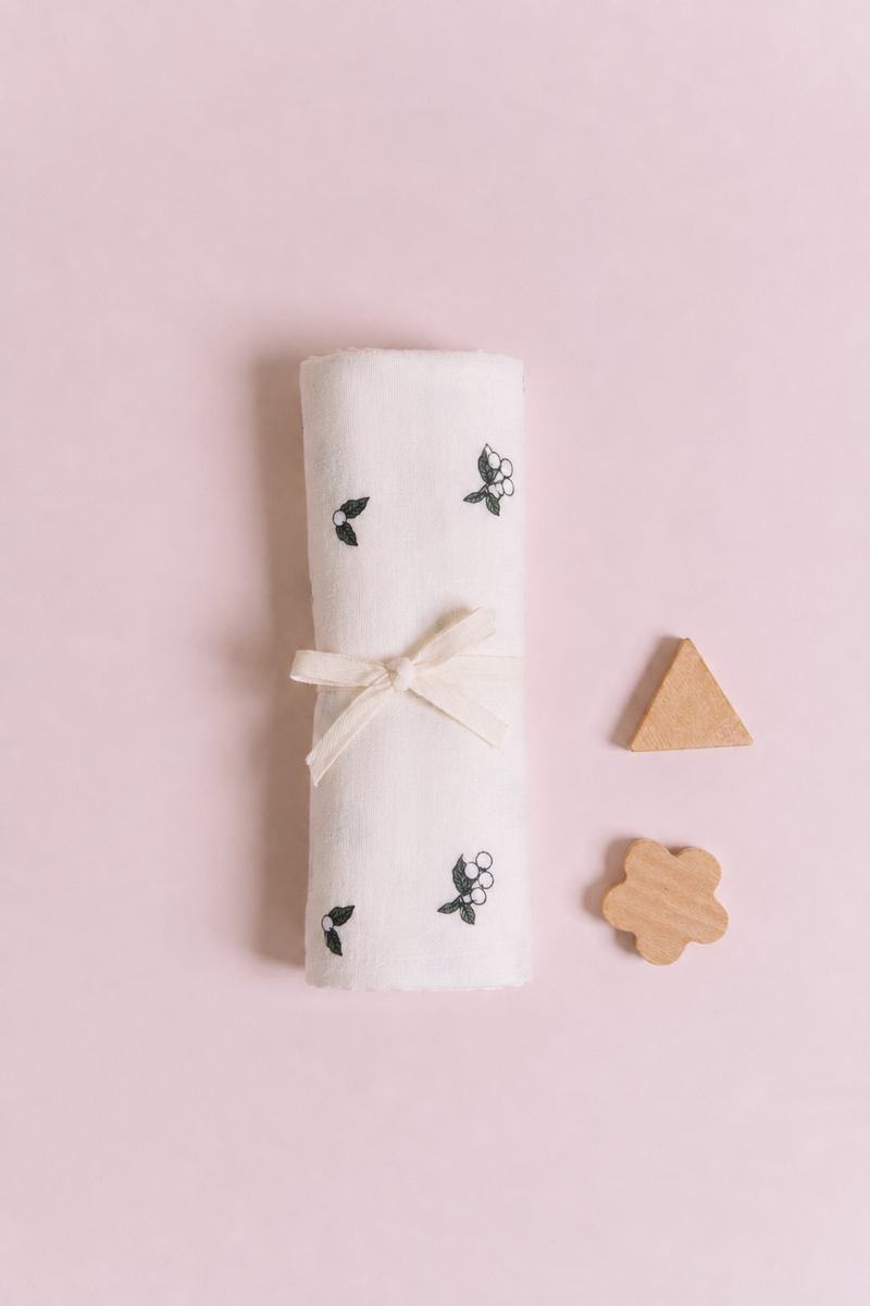 Small Swaddle Doudou Ecru Mistletoe